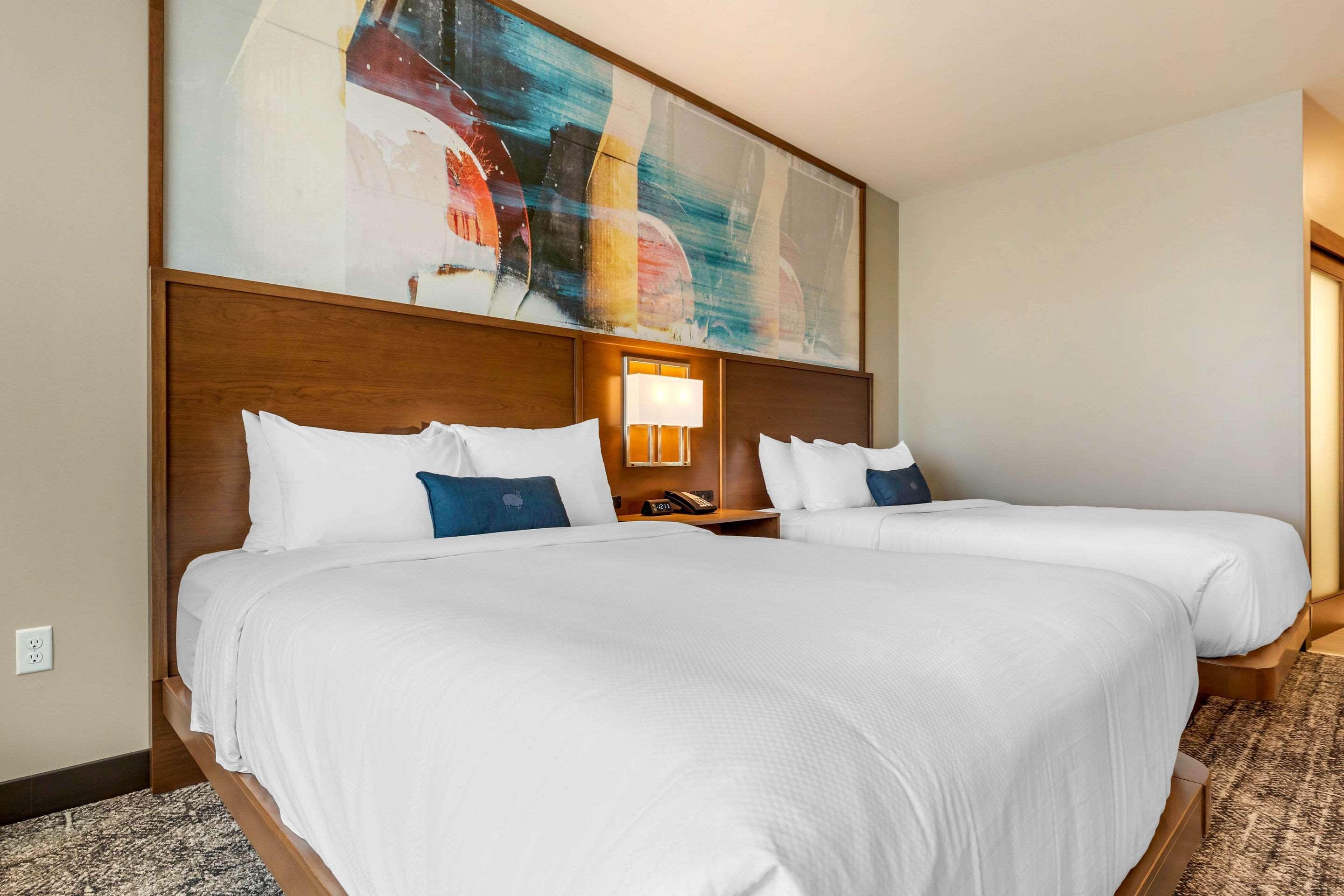 Cambria Hotel Davenport Quad Cities Bettendorf Esterno foto