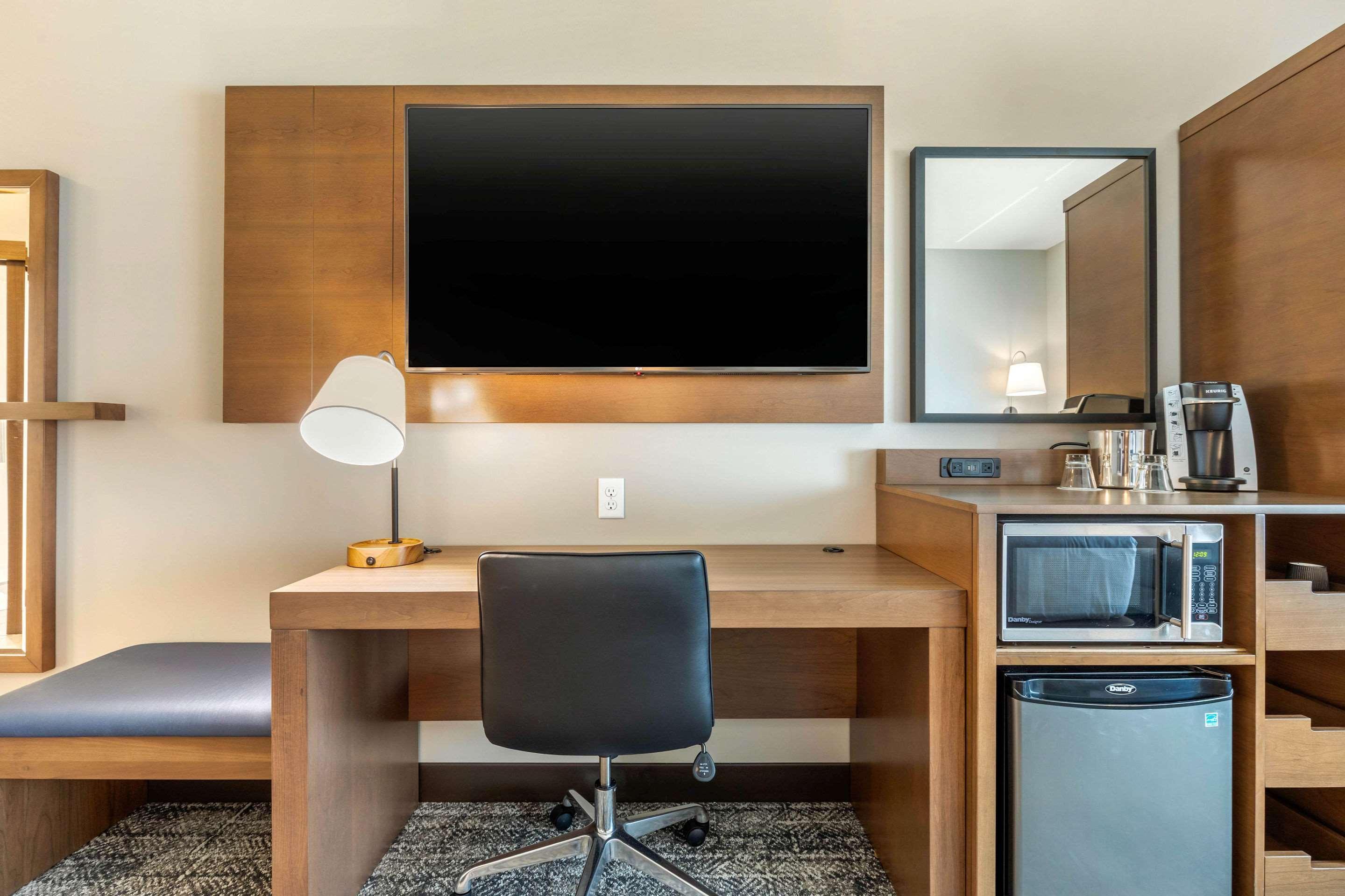 Cambria Hotel Davenport Quad Cities Bettendorf Esterno foto